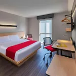 City Express By Marriott La Raza