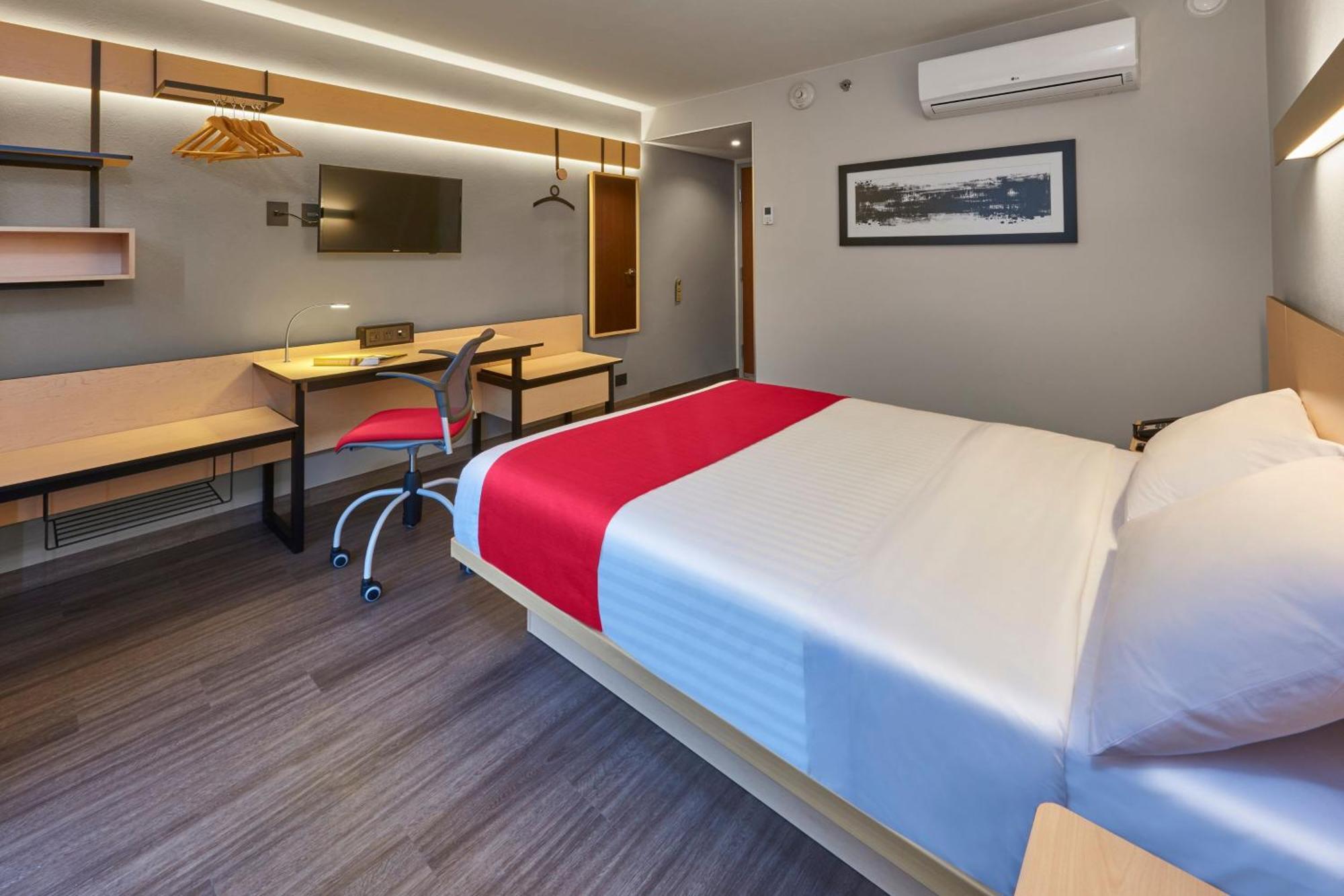 City Express By Marriott La Raza 4*